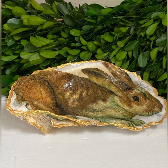 NEW RABBIT CHINOISERIE TOPIARY DECOUPAGE OYSTER SHELL TRINKET, RING or KEY DISH - Picture 15 of 15
